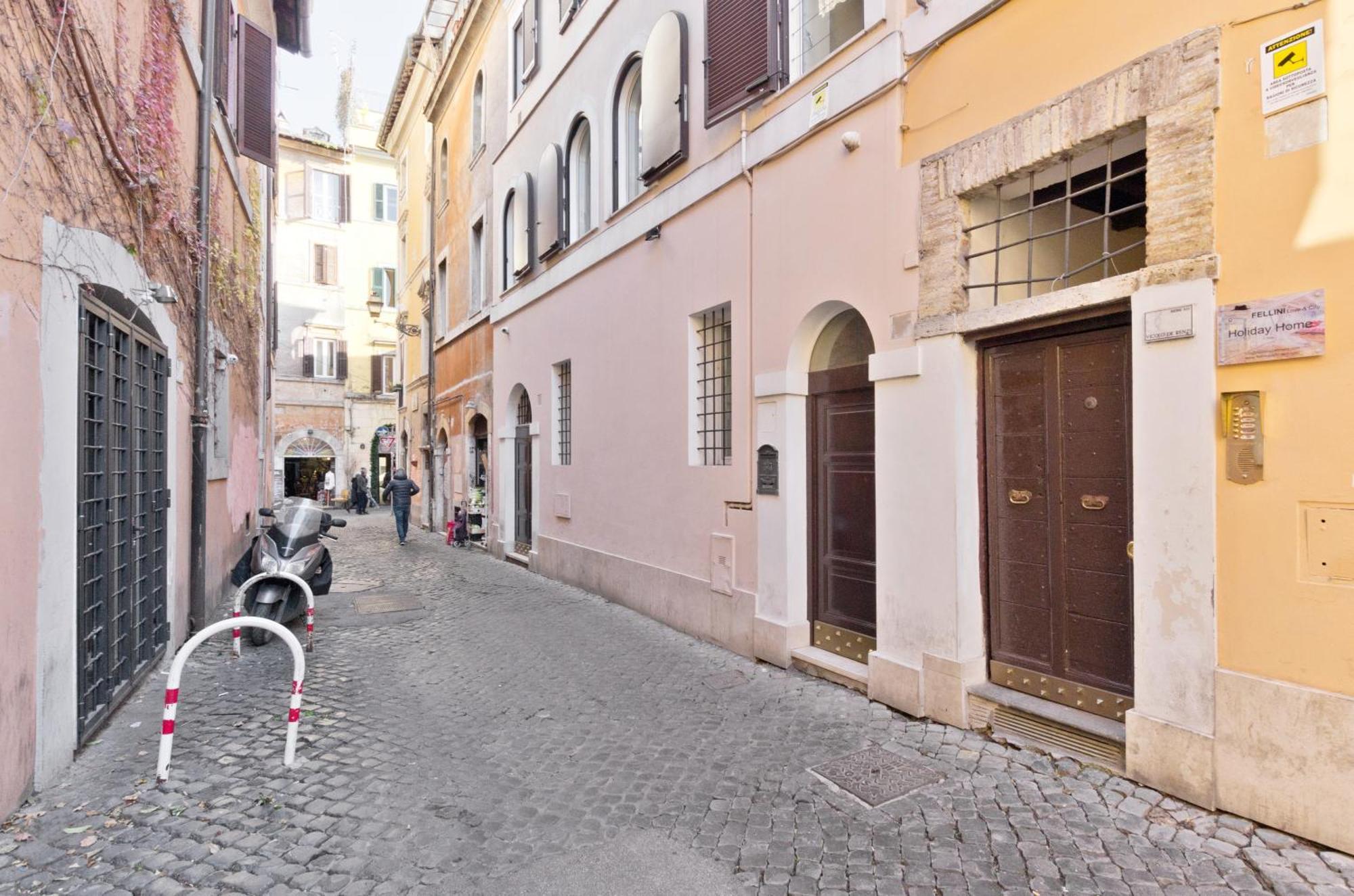 Appartamento Vicolo De Renzi Trastevere *
