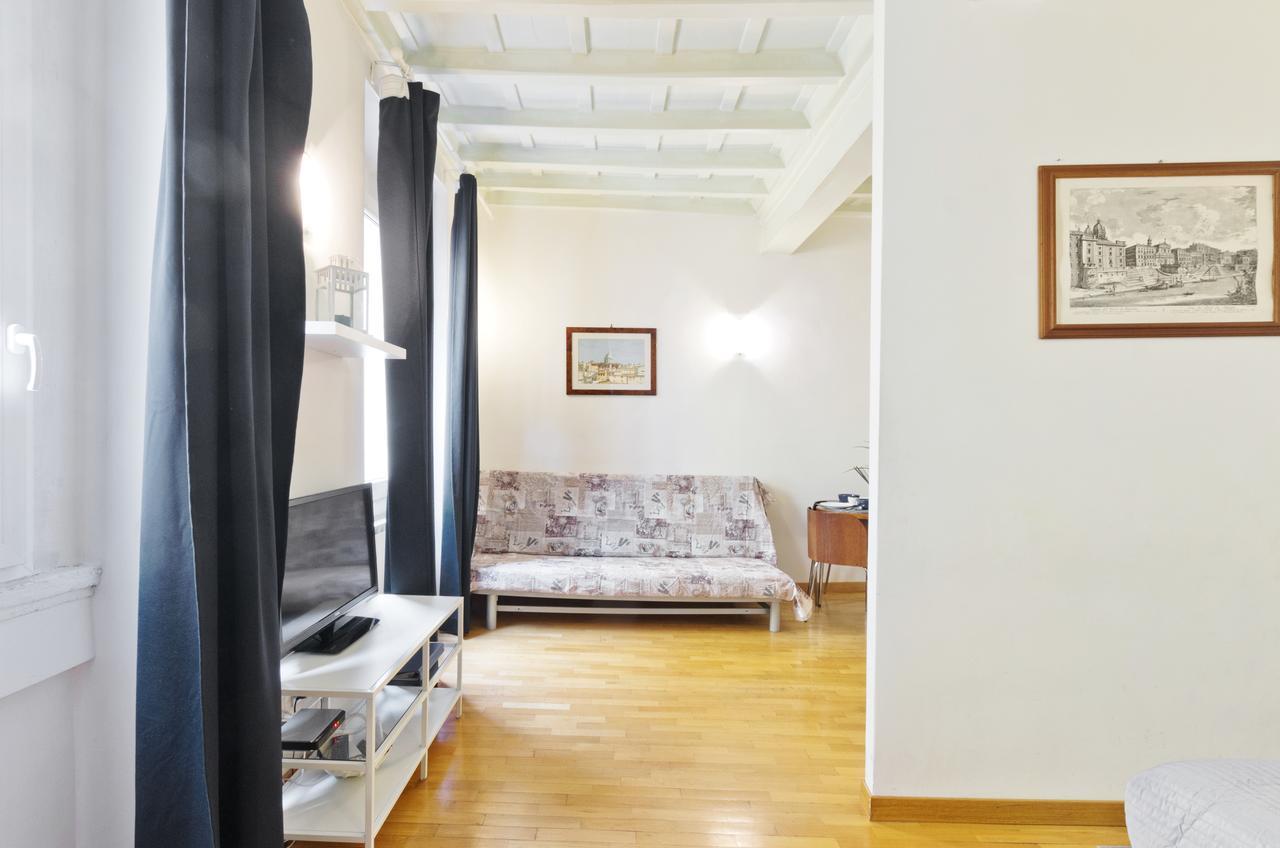 Vicolo De Renzi Trastevere Apartment Rom